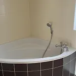 La Huzarde à Montbeugny: Nature Et Confort Pour 4, Animaux Acceptés, Parking - Fr-1-489-599