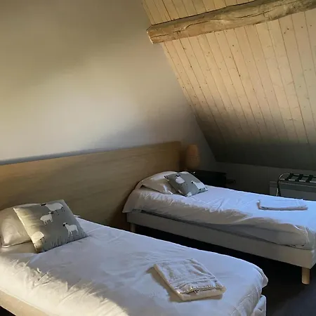 La Huzarde A Pour 4 Pers. Avec Animaux Admis Et Parking - Fr-1-489-599